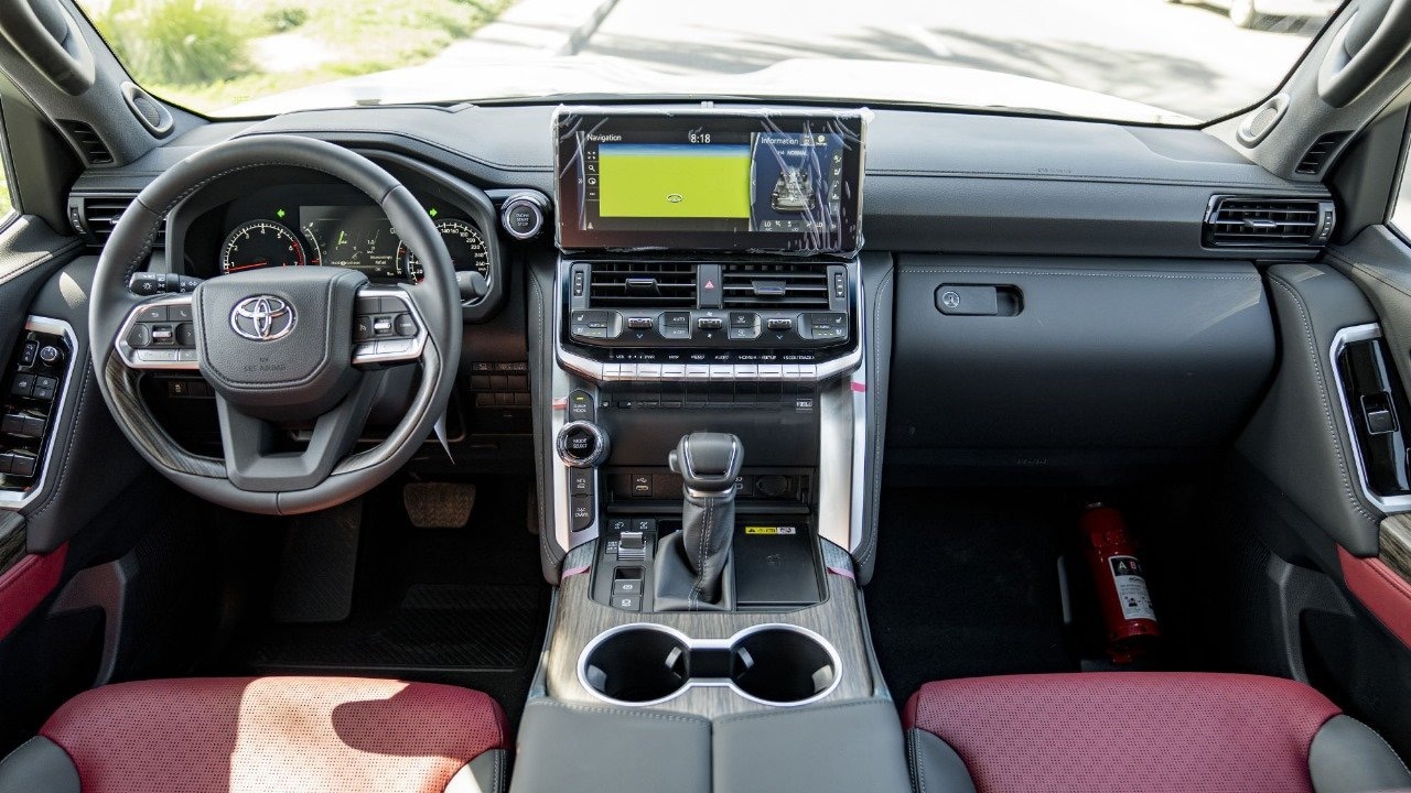 2024 Toyota LC300 VXR 3.5L (10)