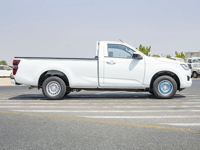 2025 Isuzu D-MAX SC 1.9L L4 Turbo Diesel - Beyond Autos - www.beyondautos.com