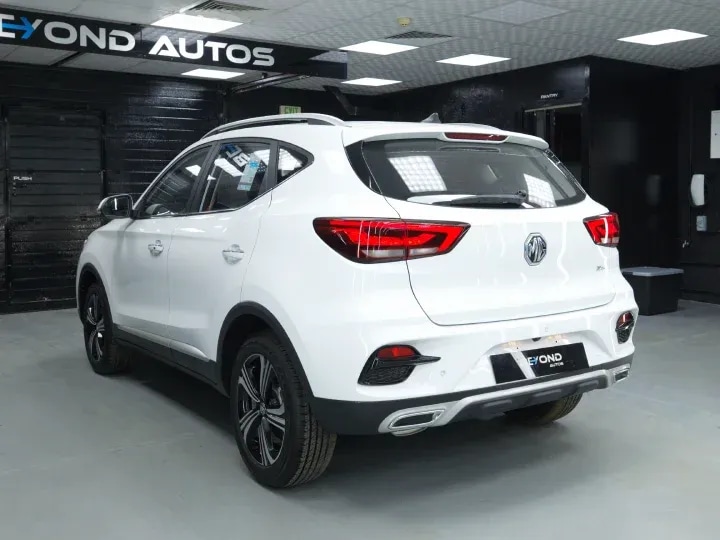 2025 MG ZS 1.5L White Inside White & Black - Beyond Autos - www.beyondautos.com