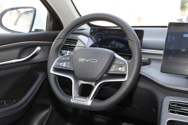 2026 BYD 1.5L L4 PHEV Petrol - Beyond Autos - www.beyondautos.com