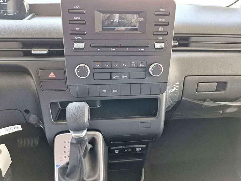 2026 Hyundai Staria Panel 2.2L L4 Diesel - Beyond Autos - www.beyondautos.com