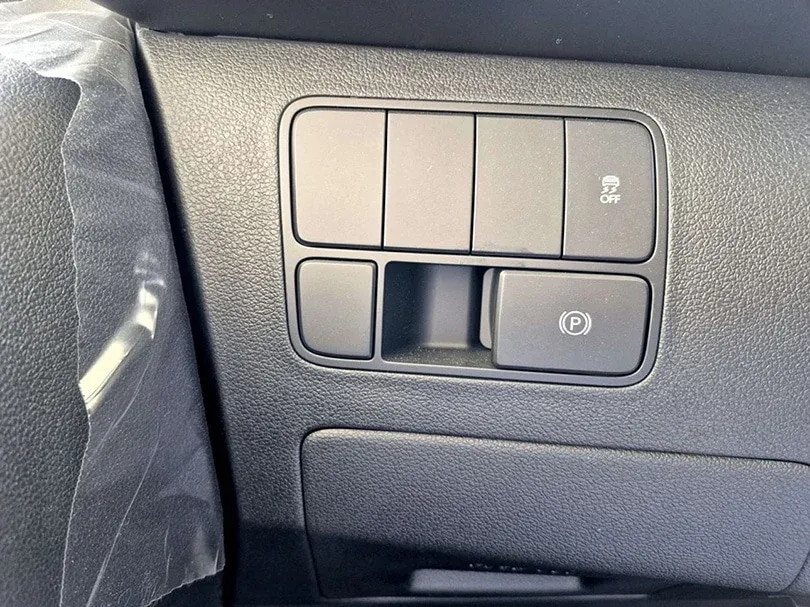 2026 Hyundai Staria Panel 2.2L L4 Diesel - Beyond Autos - www.beyondautos.com