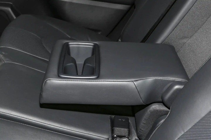 2026 Toyota Highlander 2.5L V4 HEV Petrol - Beyond Autos - www.beyondautos.com