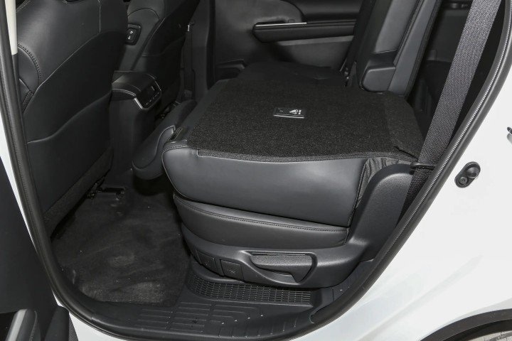 2026 Toyota Highlander 2.5L V4 HEV Petrol - Beyond Autos - www.beyondautos.com