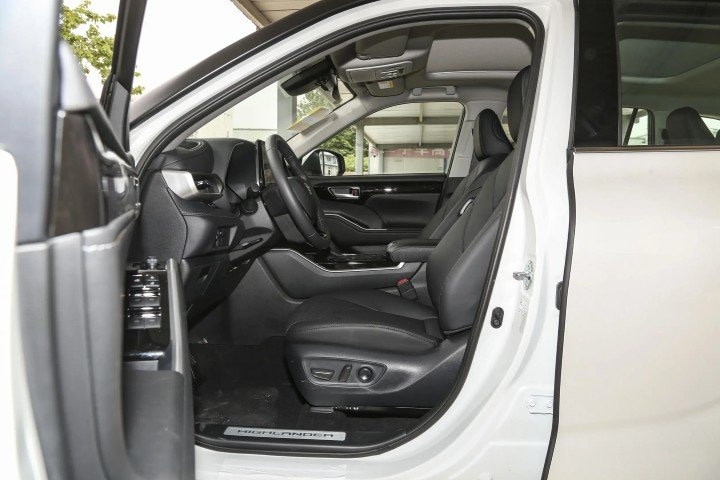 2026 Toyota Highlander 2.5L V4 HEV Petrol - Beyond Autos - www.beyondautos.com