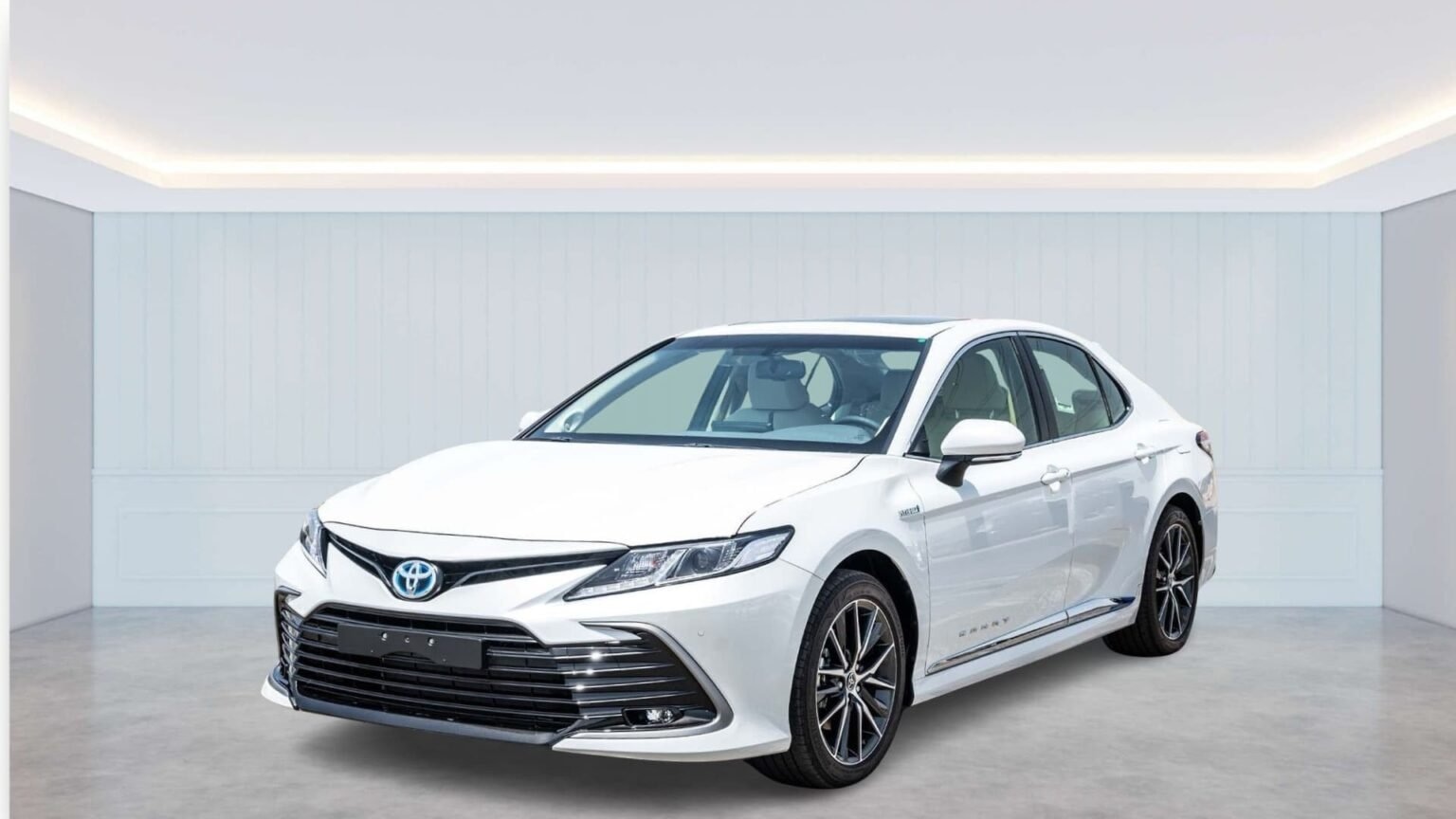 Beyod-Autos-CAMRY-GLE-2.5L-HYBRID-11-1536x864