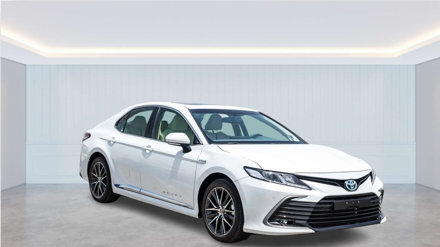 Beyod-Autos-CAMRY-GLE-2.5L-HYBRID-9-1536x864