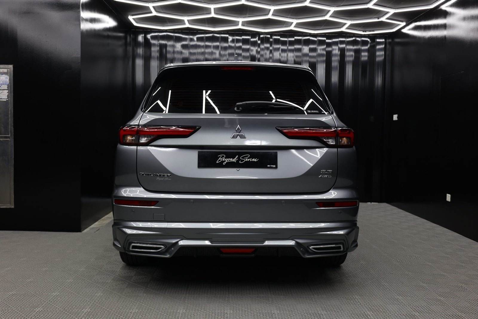 Beyond Auto Accessories _ Mitsubishi Outlander V3 Zappify _ Silver (3)