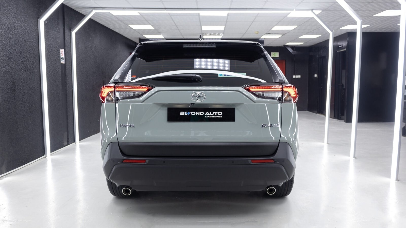 Beyond Auto Accessories _ RAV 4 _ Beyond Series Edition _ Mint Green (5)