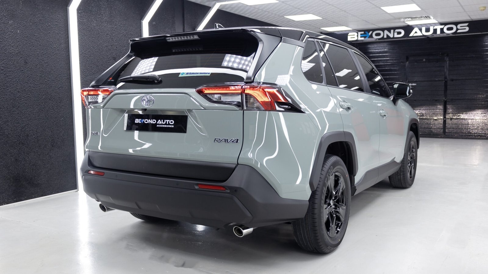 Beyond Auto Accessories _ RAV 4 _ Beyond Series Edition _ Mint Green (6)