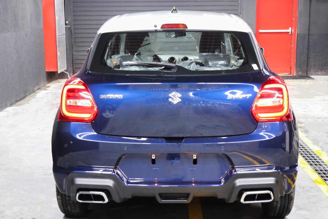 Beyond Auto Accessories _ Swift V1 WhizWheel _ Blue (3)
