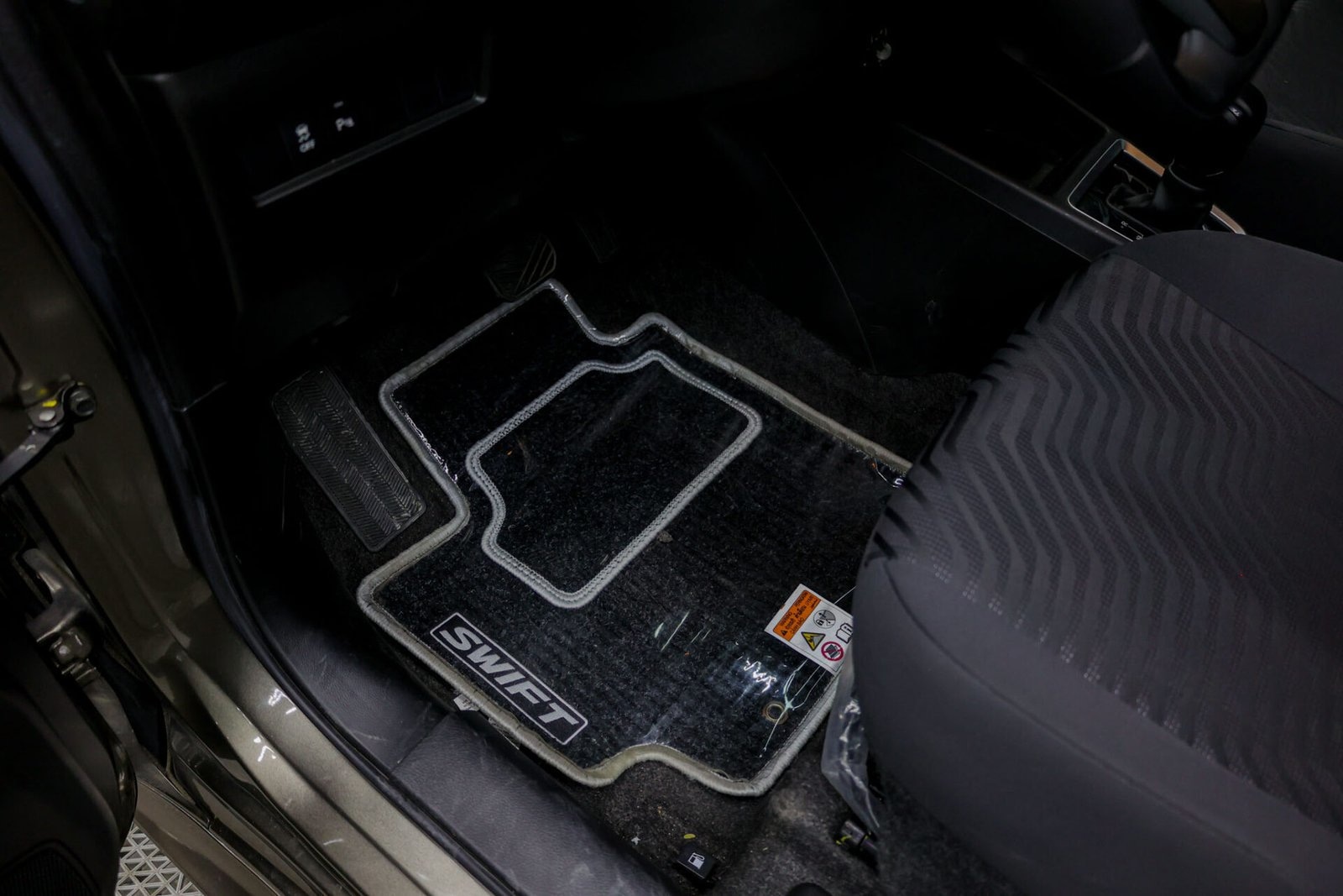 Beyond Auto Accessories _ Swift V1 WhizWheel _ Brown (12)