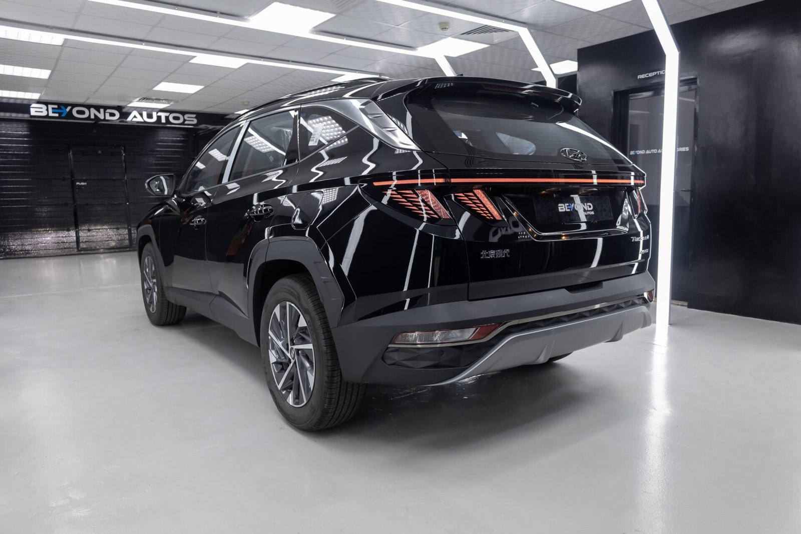 Beyond AutoS _ 2024 Tucson 1.6L TURBO PETROL AT Black (6)