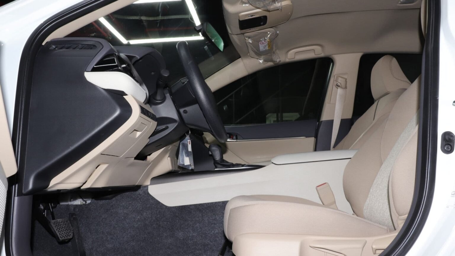 Toyota camry le basic