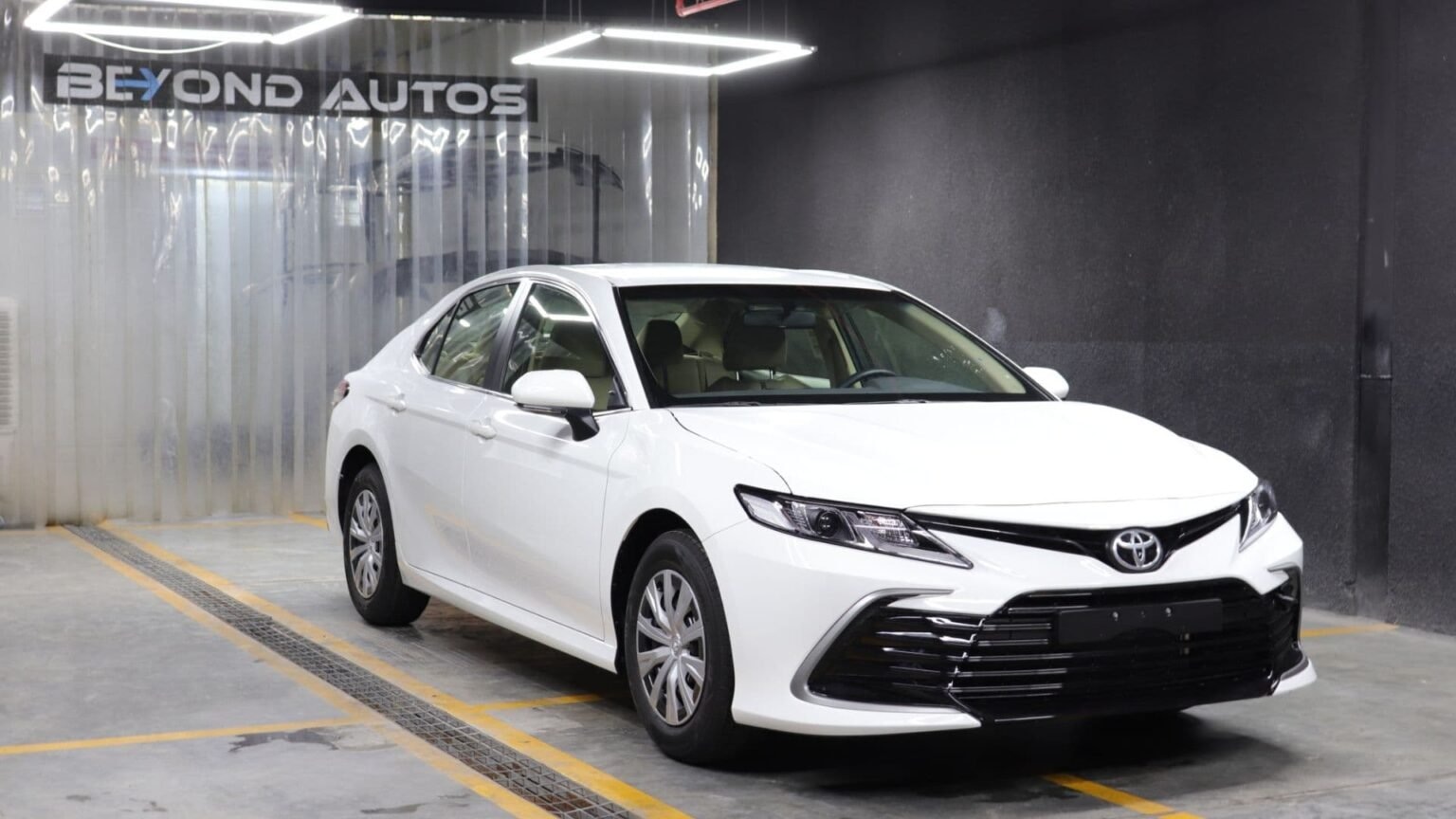 Toyota camry le basic