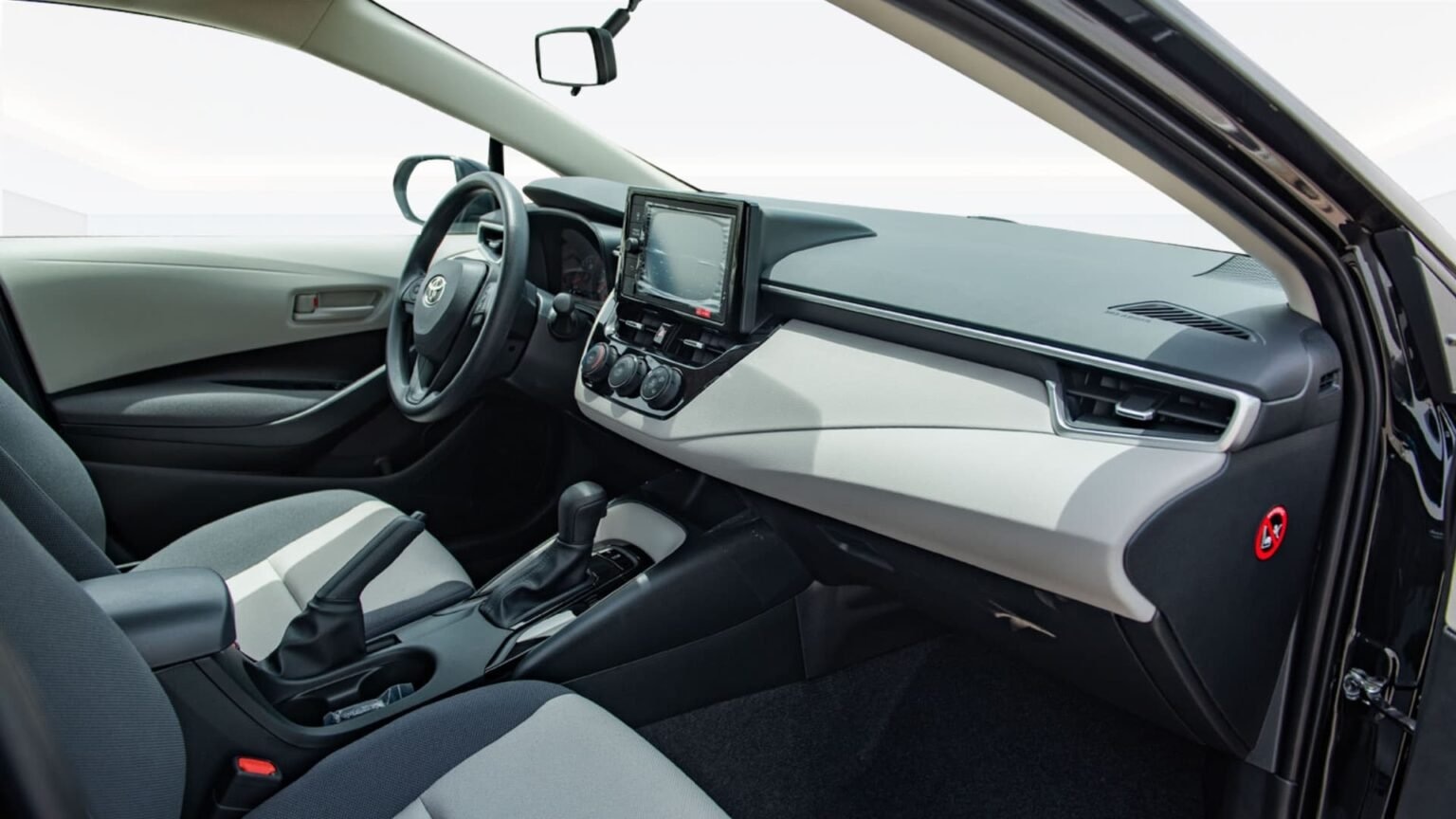 Beyond-Autos-COROLLA-XLE-2.0L-10-1536x864