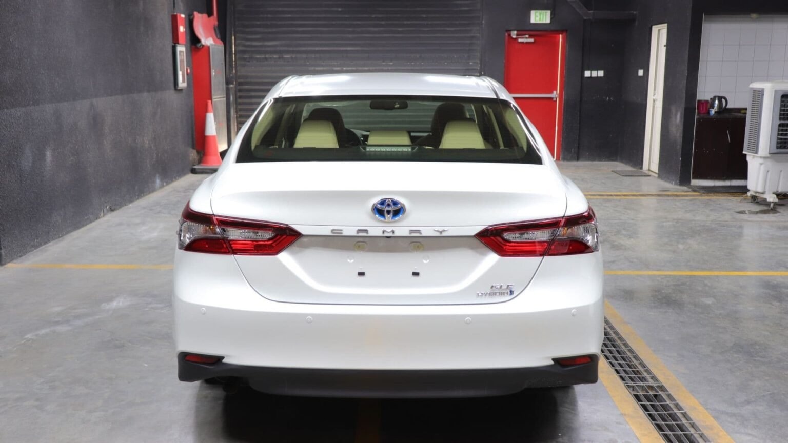 Toyota camry gle