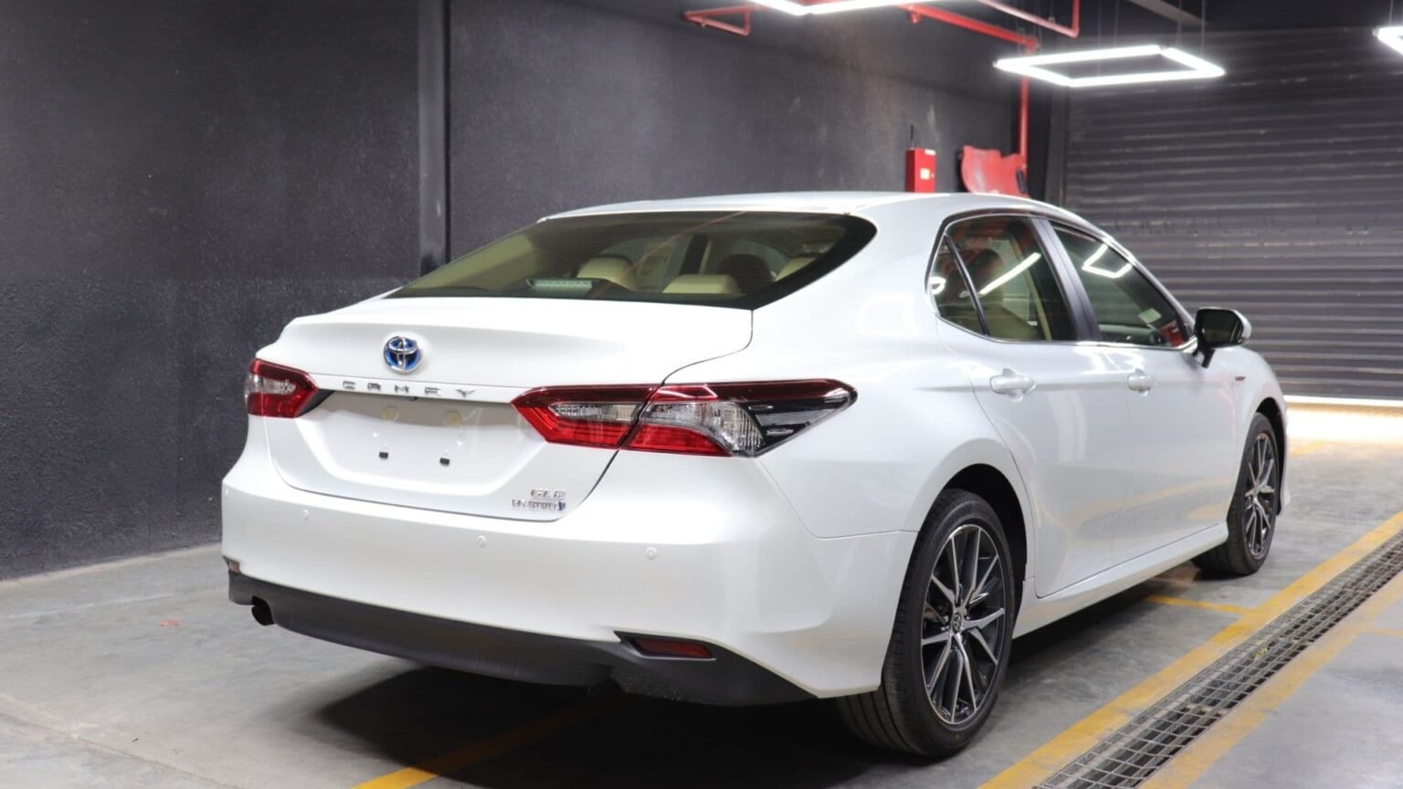 Toyota camry gle