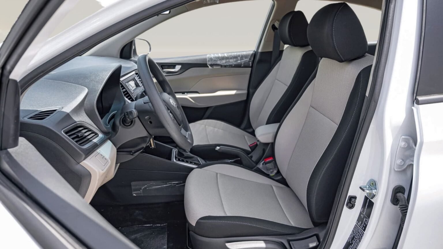 Beyond-Autos-D-ACCENT-1.4L-PET-AT-10-1536x864
