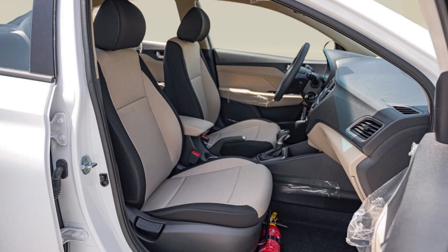 Beyond-Autos-D-ACCENT-1.4L-PET-AT-13-1536x864