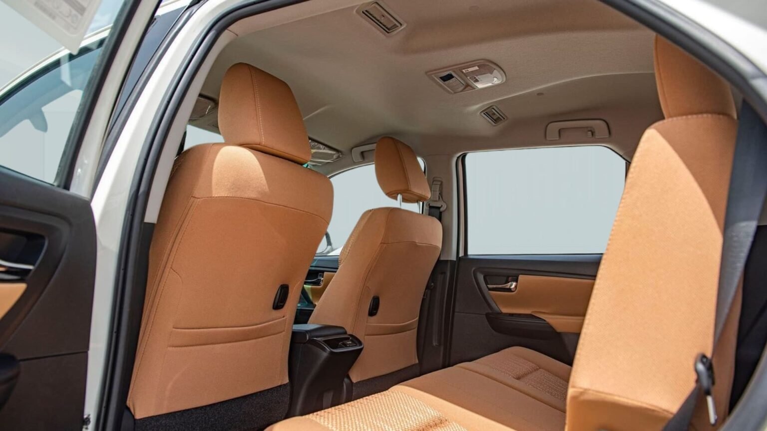 Beyond-Autos-FORTUNER-EXR-2.7L-PET-CC-6-1-1536x864