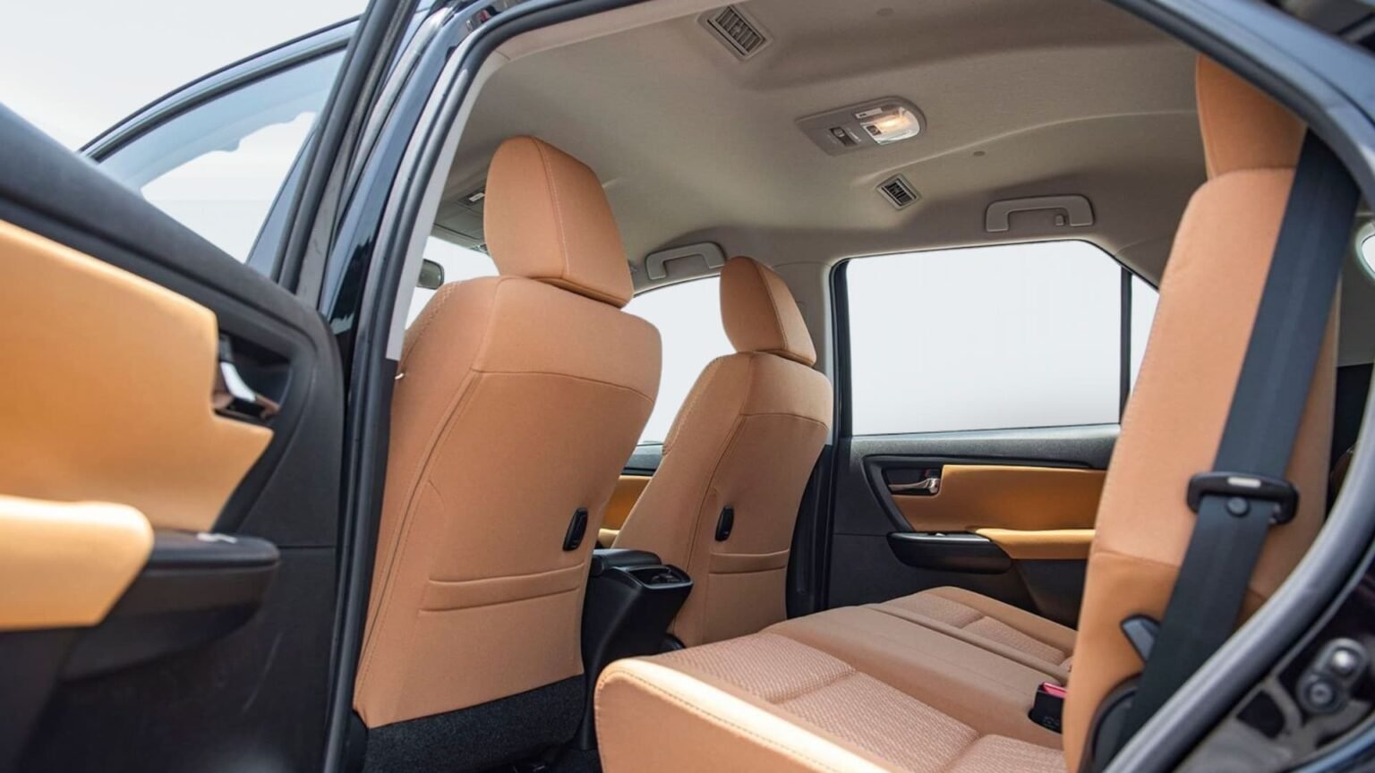 Beyond-Autos-FORTUNER-GX-2.7L-PET-AW-8-1536x864