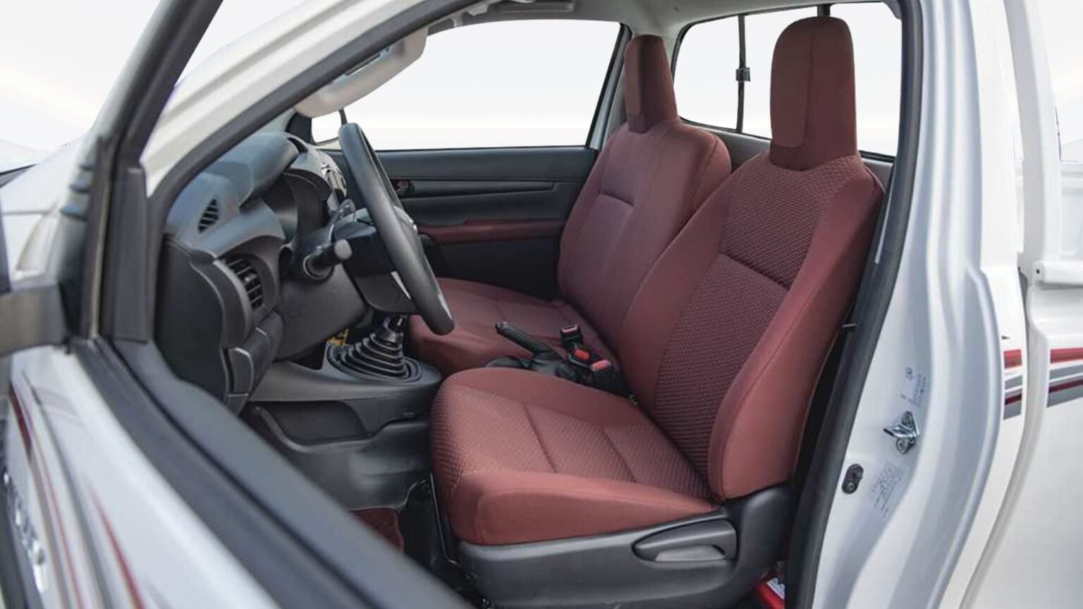 Beyond-Autos-HILUC-SC-2.7L-PET-MT-4X4-PW-10-1536x864
