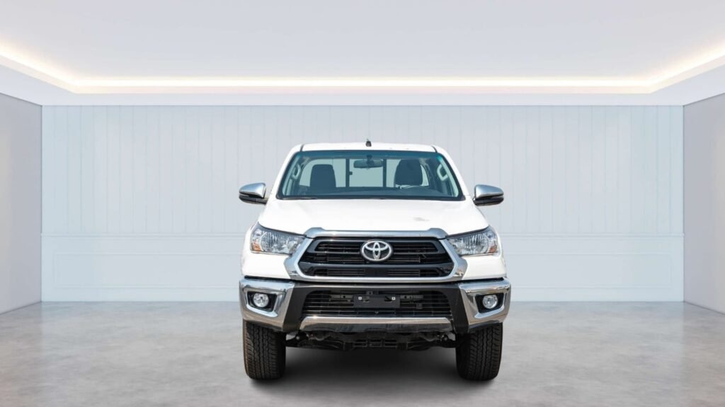 Beyond-Autos-HILUX-DC-AWD-2.4L-DSL-AT-BASIC-2-1024x576
