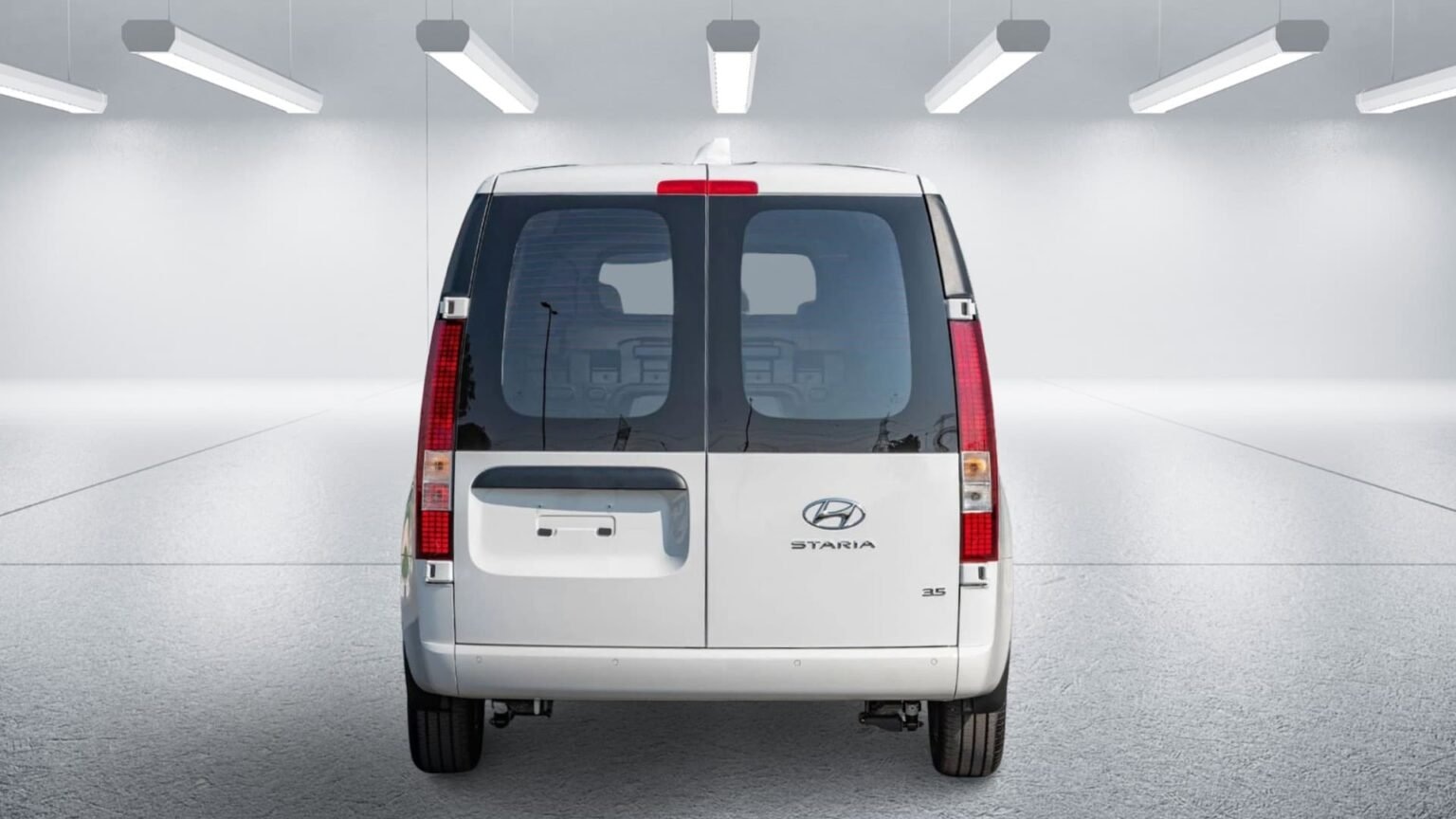 2023 Hyundai Staria