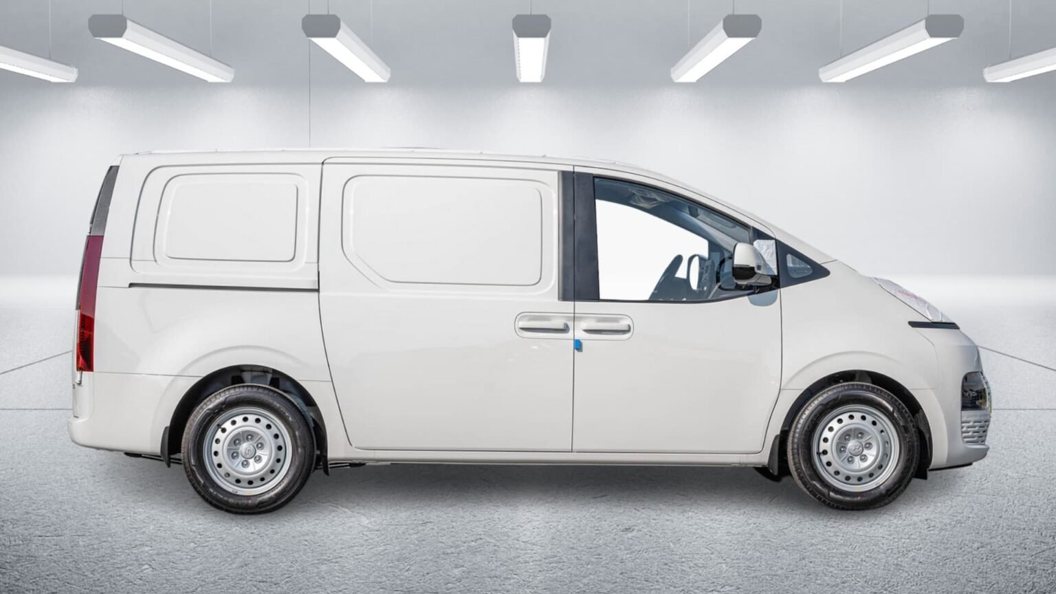2023 Hyundai Staria
