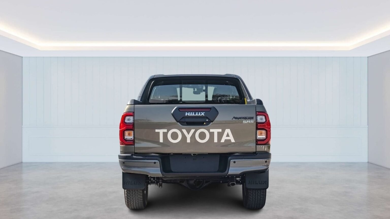 Beyond-Autos-Hilux-Adventure-2.8l-DSL-AT-3-1536x864