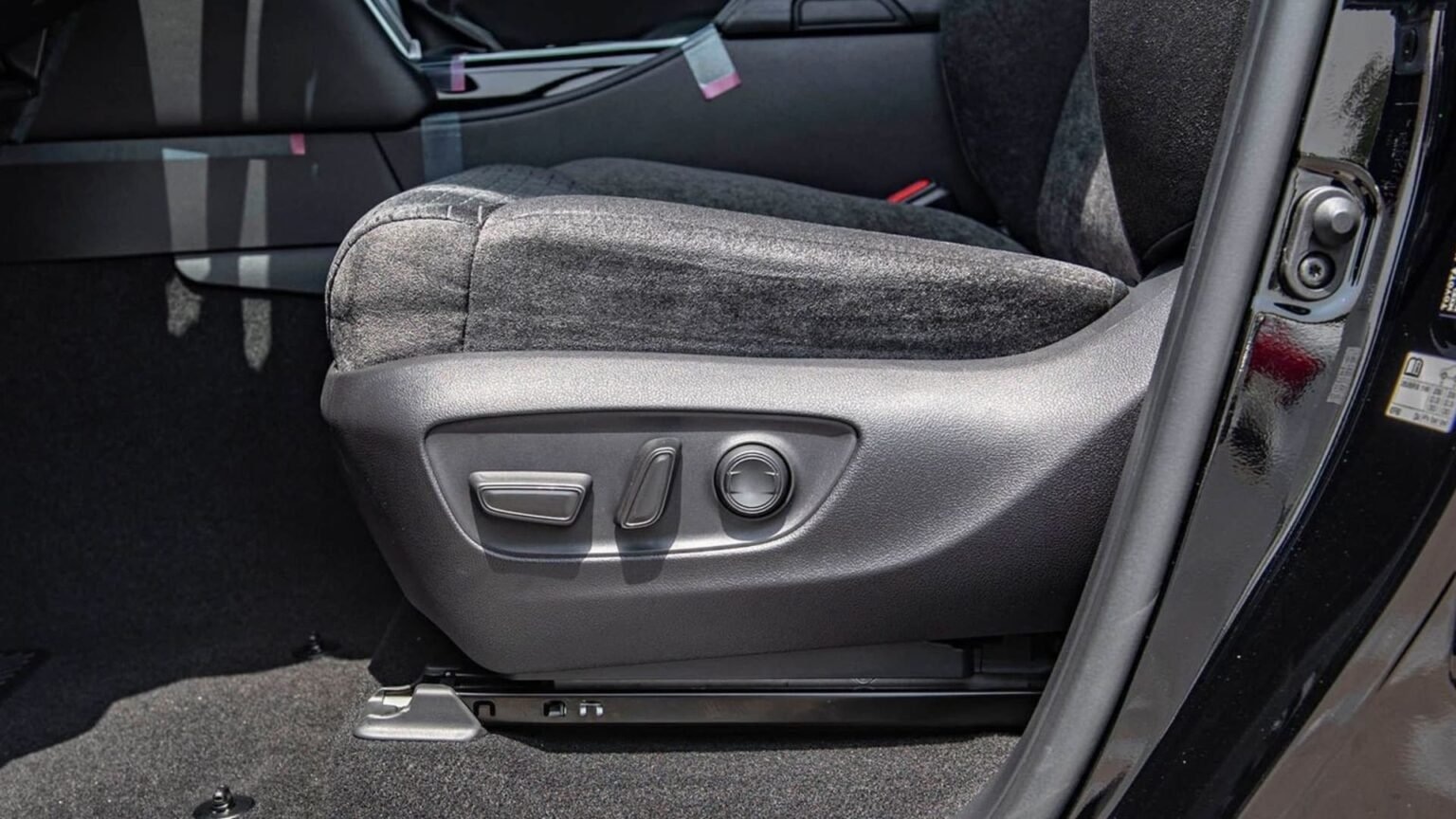 2023 Toyota Land Cruiser 300 Series Gxr-J