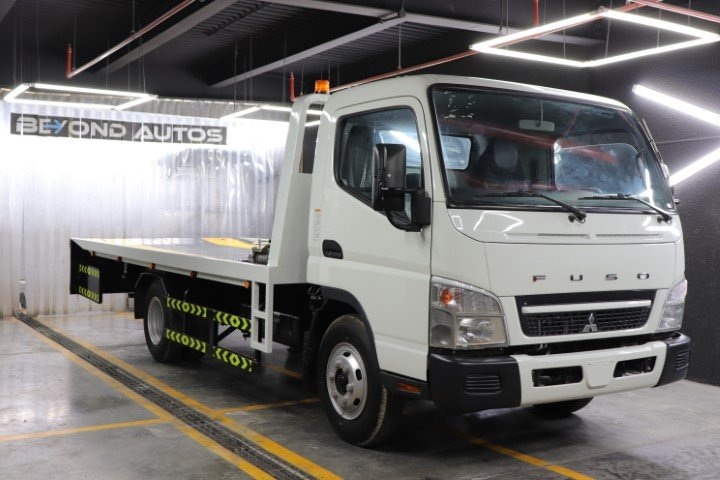 2023 Mitsubishi Canter 4 Ton
