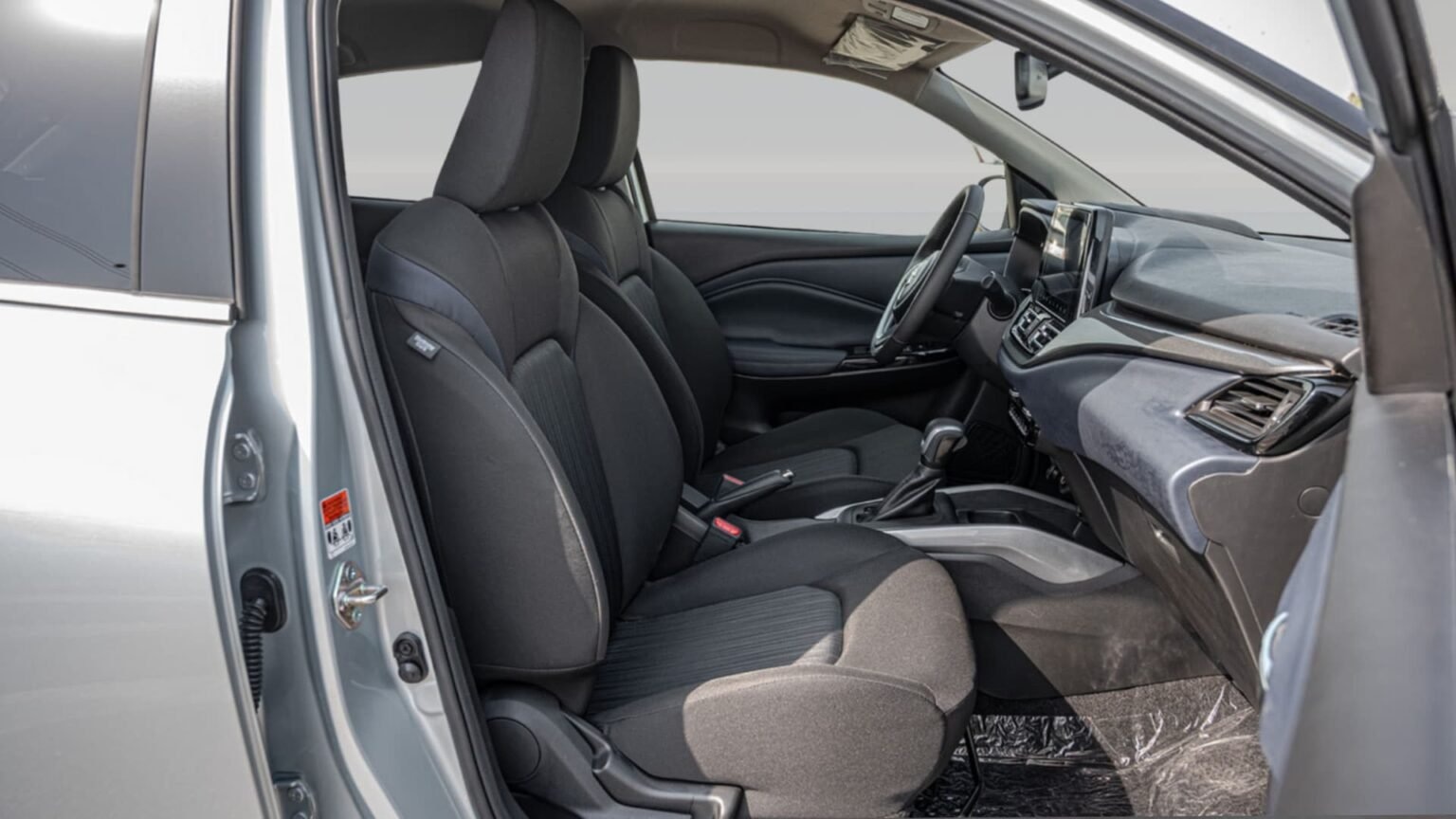 Beyond-Autos-SUZUKI-BALENO-GLX-1.4L-PET-AT-9-3-1536x864