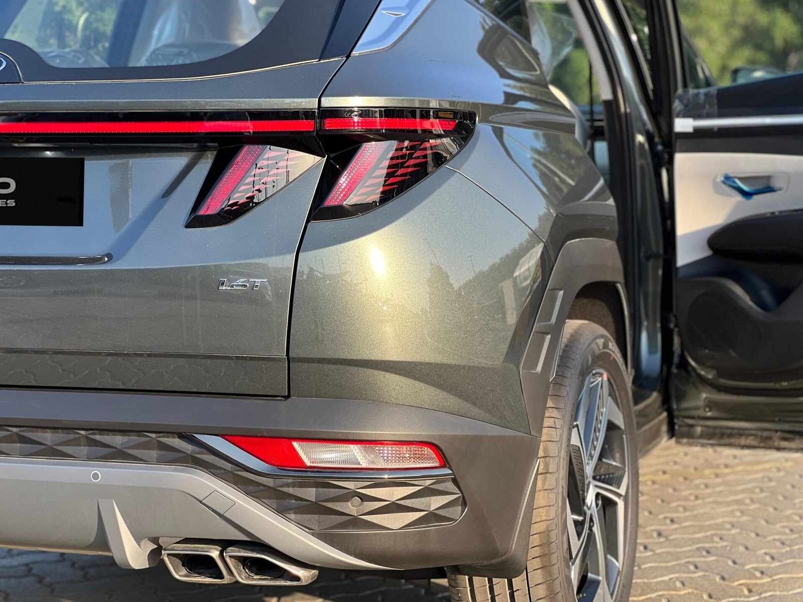 Beyond Autos _ 2024 Huyndai tucson 1.6L turbo petrol _ Grey (2)