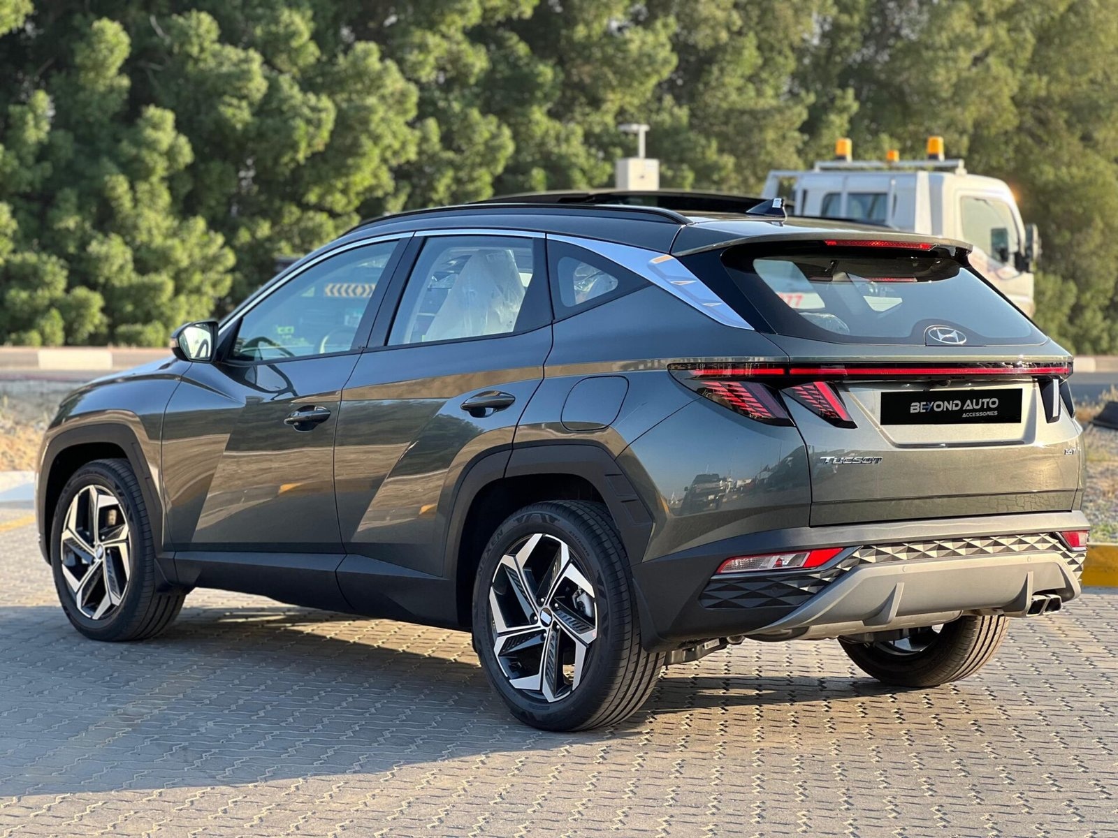 Beyond Autos _ 2024 Huyndai tucson 1.6L turbo petrol _ Grey (3)