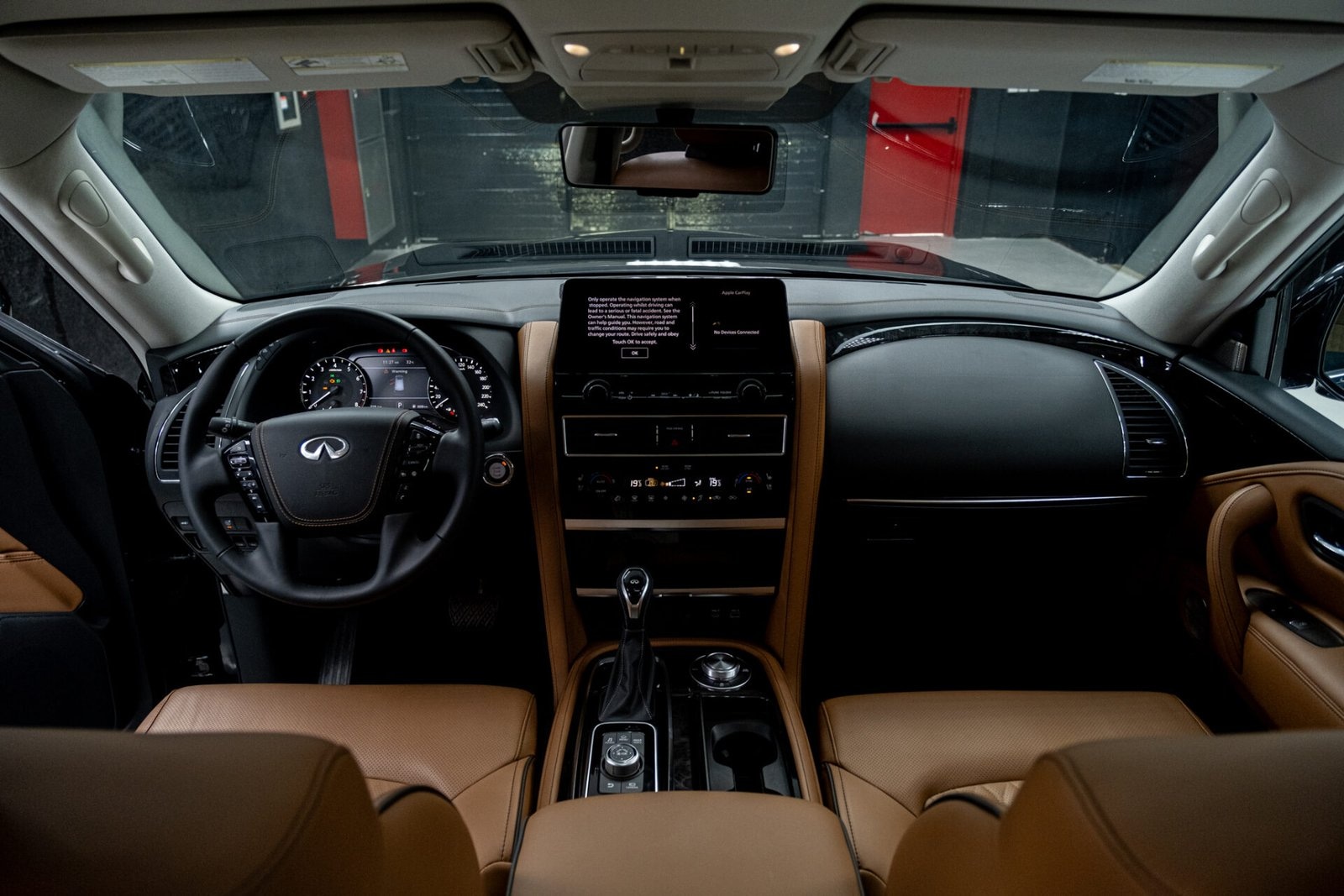 Beyond Autos _ 2024 Infiniti QX80 _ Black (5)