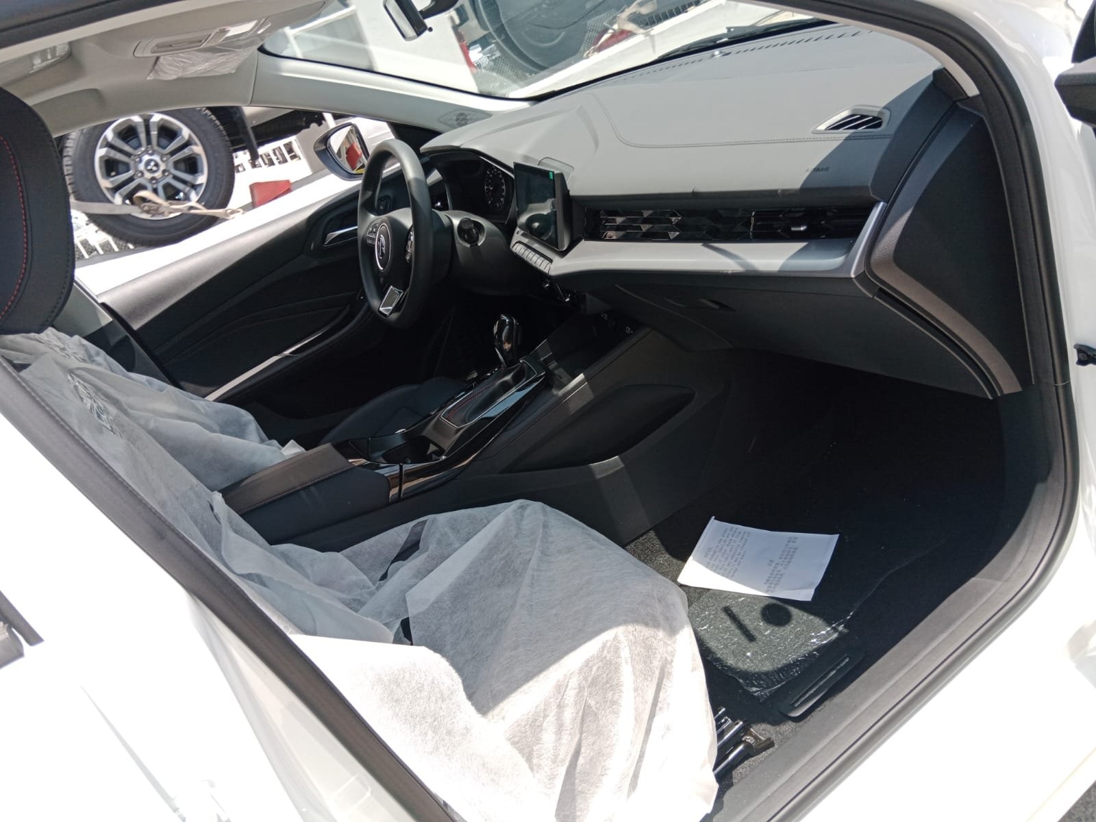 Beyond Autos _ 2024 MG GT 1.5L _ White (11)