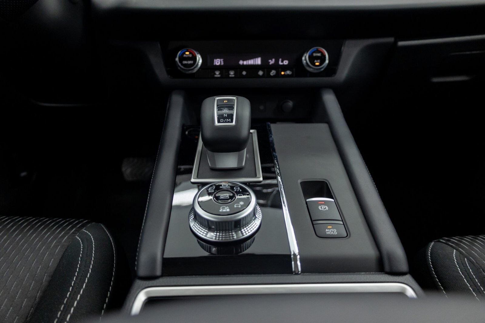 Beyond Autos _ 2024 Mitsubishi Outlander 2.5L _ White (10)