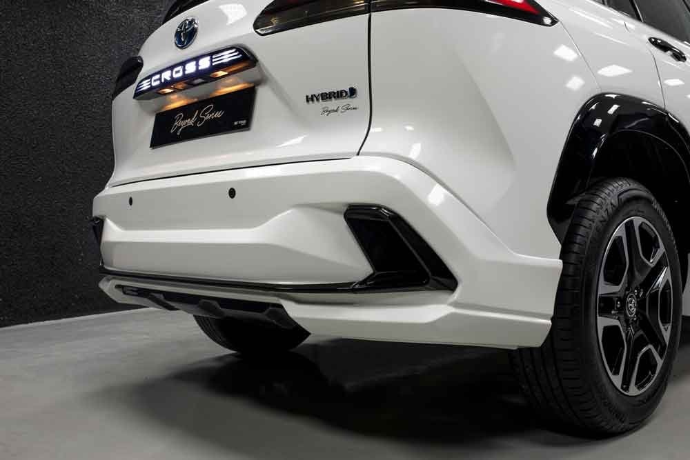 Beyond-Autos-_-COROLLA-CROSS-2023-BK-(10)