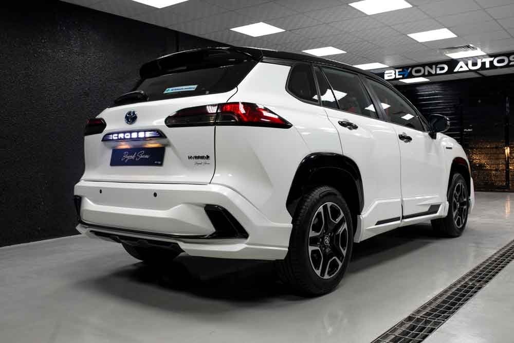 Beyond-Autos-_-COROLLA-CROSS-2023-BK-(7)