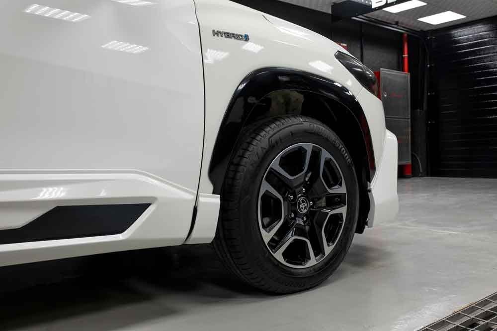 Beyond-Autos-_-COROLLA-CROSS-2023-BK-(9)