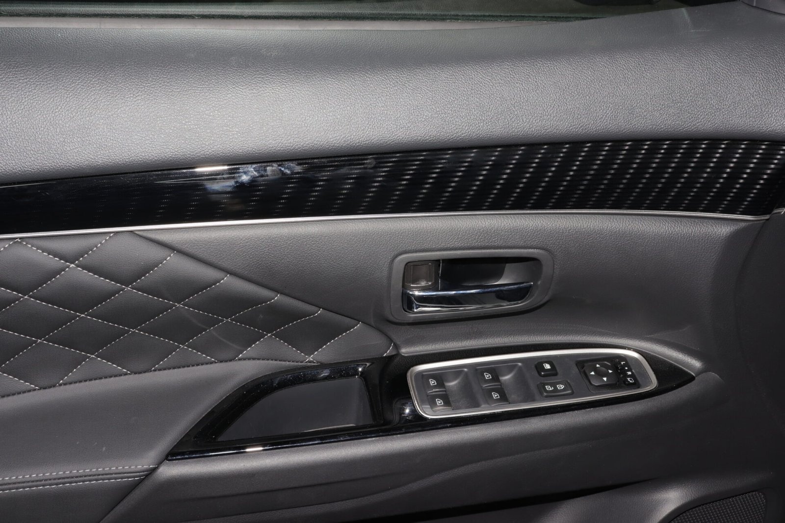 2023 Mitsubishi Outlander