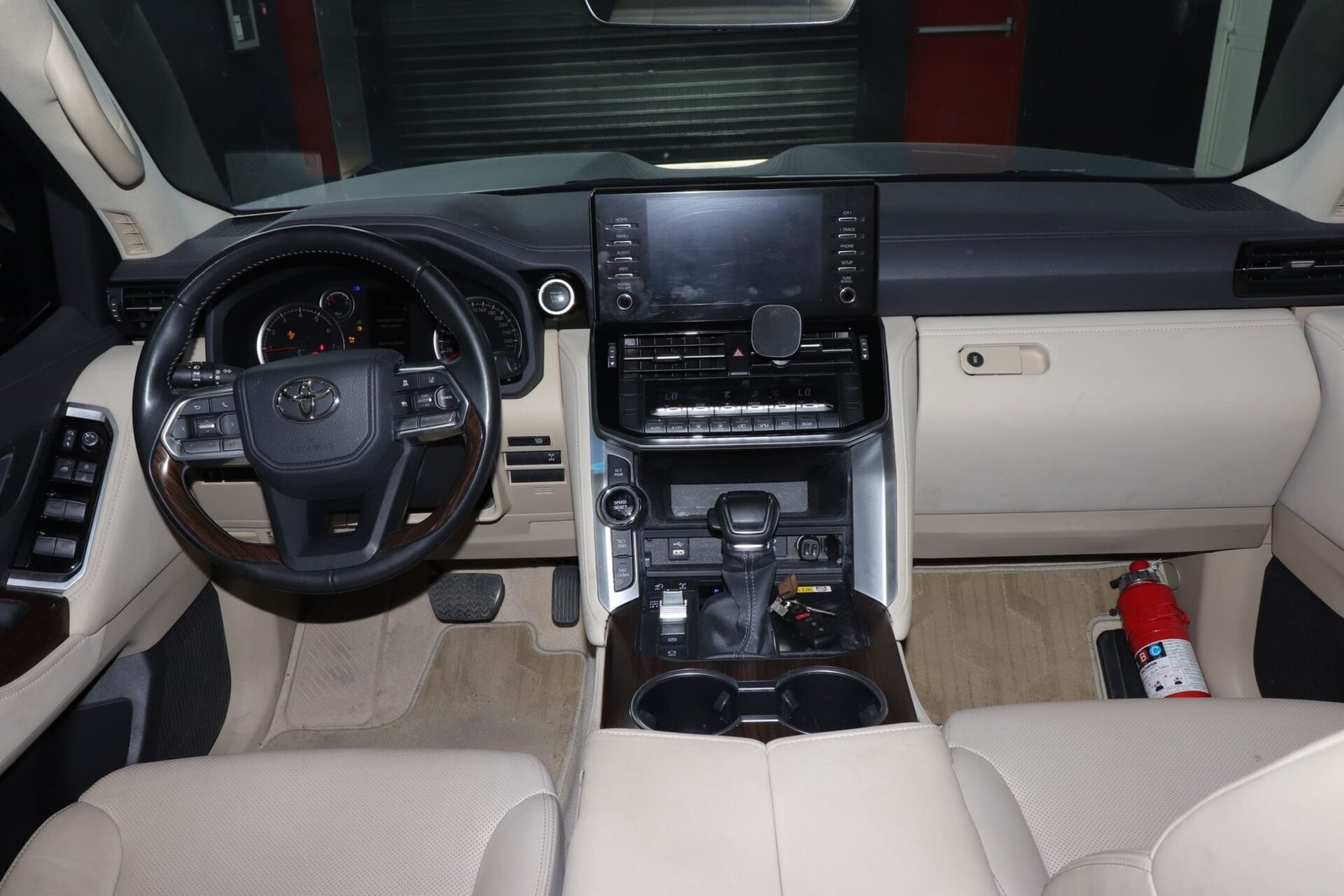 BeyondAutos LC300 (35)
