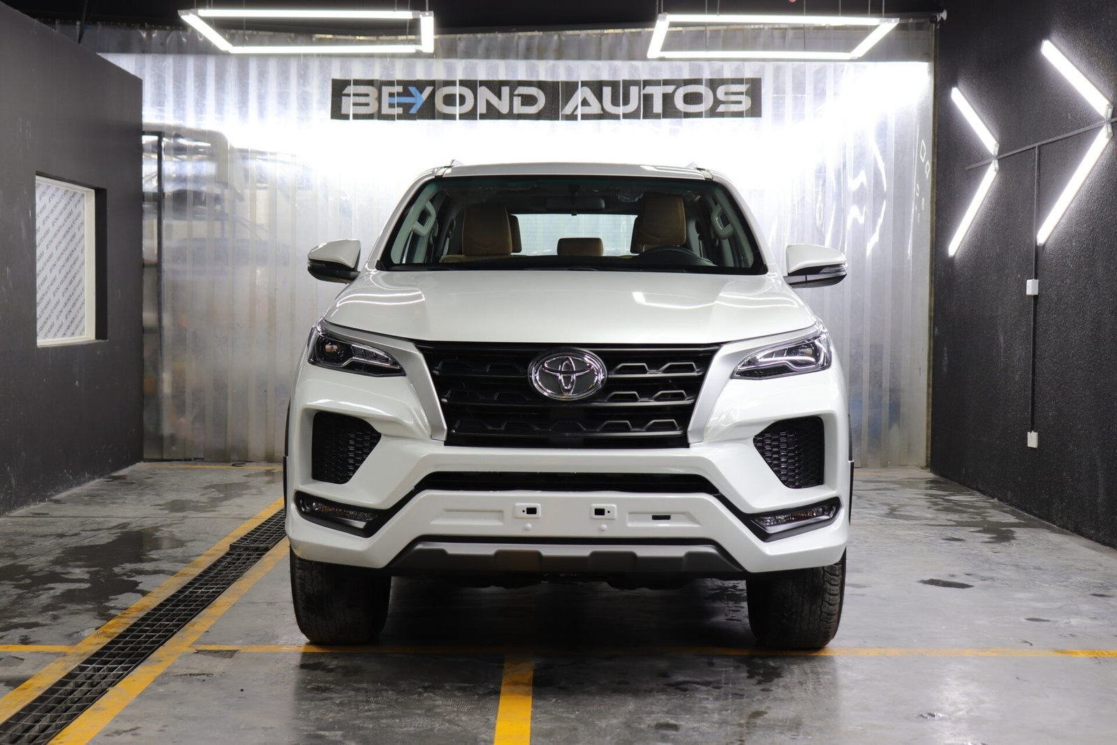 BeyondAutos _ Fortuner (1)