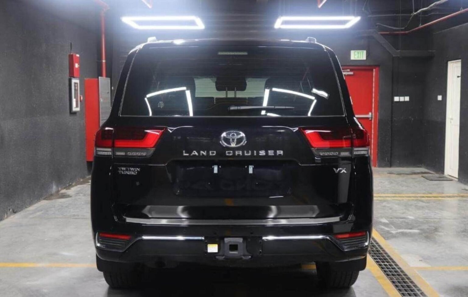 2023 Model Toyota LC 300