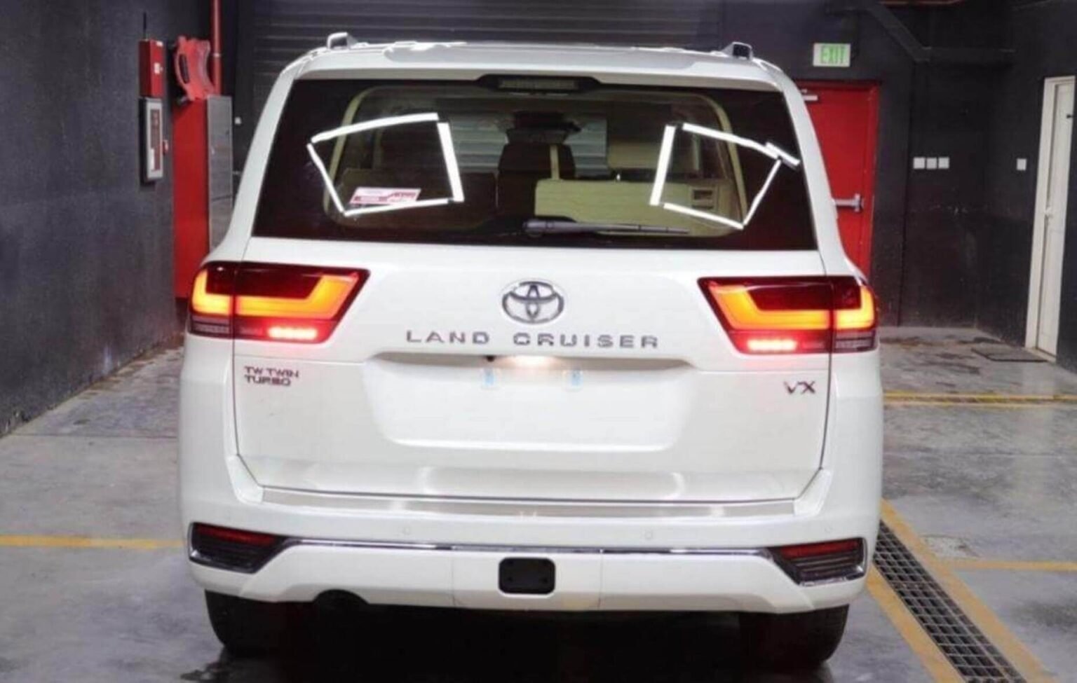 2023 Model Toyota LC 300