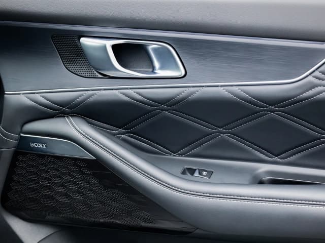 2024 Changan UNI K Smart Leading Edition 1.5L Turbo 4 Cyl PHEV FWD AT - Beyond Autos - www.beyondautos.com