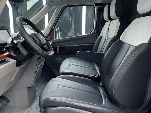 2025 Farizon SV Panel L2H2 83 EV Van - Beyond Autos - www.beyondautos.com
