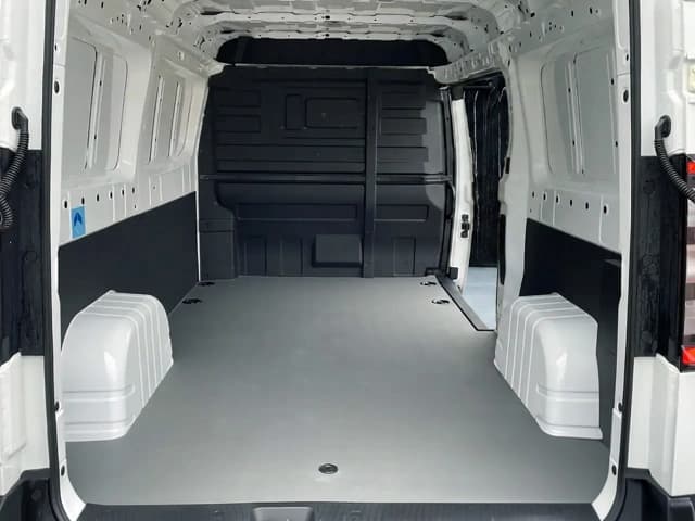 2025 Farizon SV Panel L2H2 83 EV Van - Beyond Autos - www.beyondautos.com
